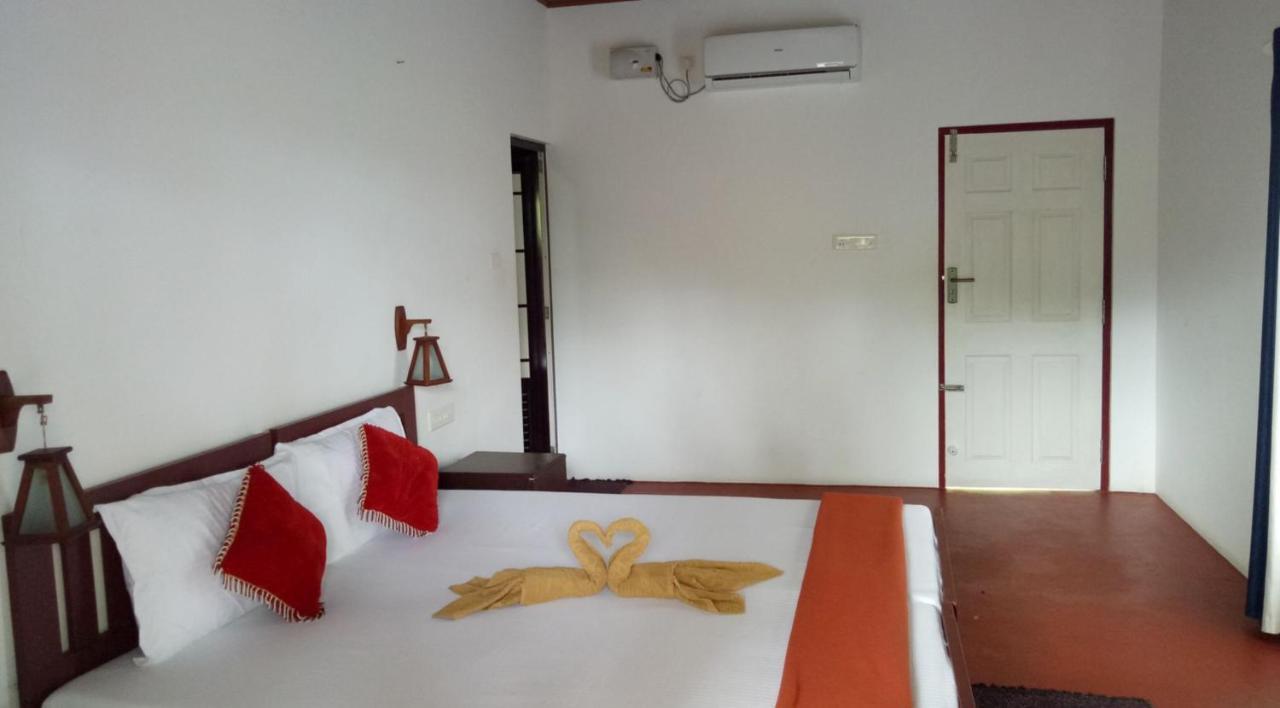 Loveshore Marari Mararikulam Exterior photo